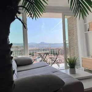 https://holidays2malaga-princesa-3-dormitorios-vistas-al-mar-y.es-andalucia.com