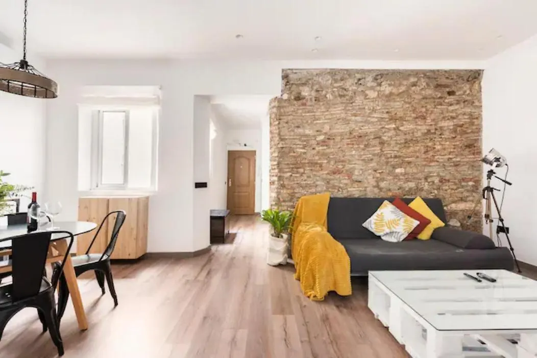 Apartamento Antares Edificio Centrico De 1800 Malaga 0*,  Spain